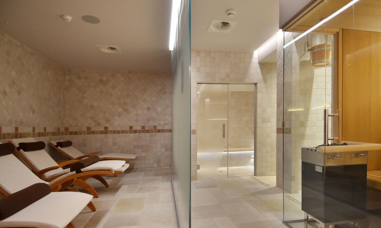 Boutique Hotel Sunstar Brissago Am Lago Maggiore ภายนอก รูปภาพ